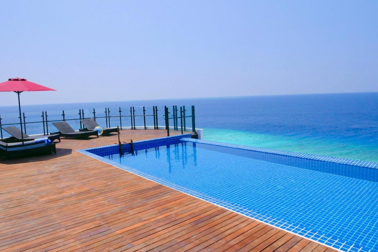 Ranthari Hotel And Spa Ukulhas Maldives Exterior photo