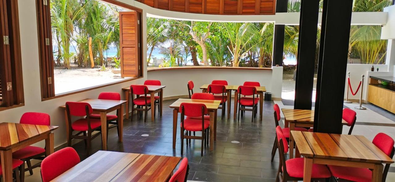 Ranthari Hotel And Spa Ukulhas Maldives Exterior photo