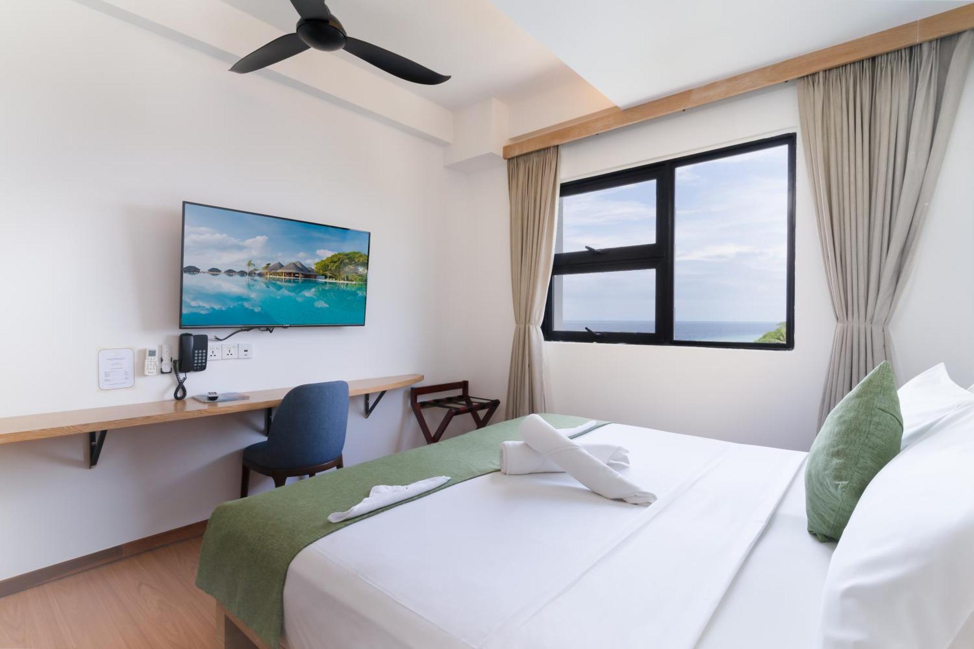 Ranthari Hotel And Spa Ukulhas Maldives Exterior photo